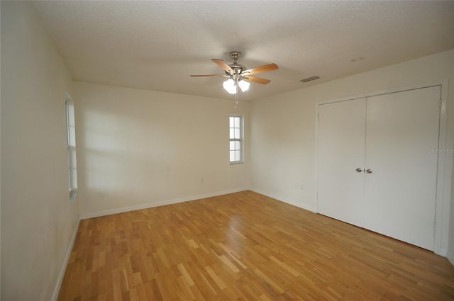 7605 GLADES COURT, Tampa, FL 33637