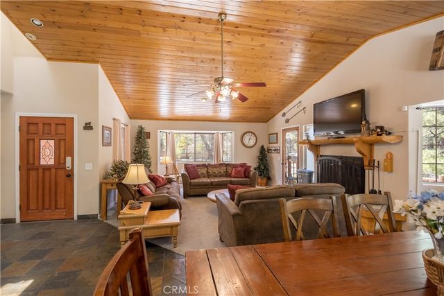 42531 Cedar Avenue, Big Bear Lake, CA 92315