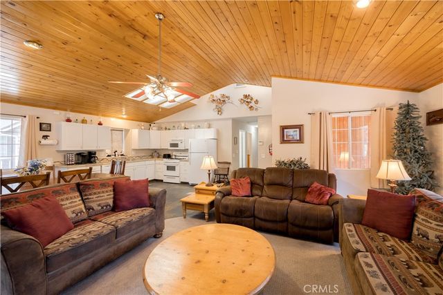 42531 Cedar Avenue, Big Bear Lake, CA 92315