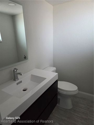 2131 Lakeview Drive 706, Sebring, FL 33870