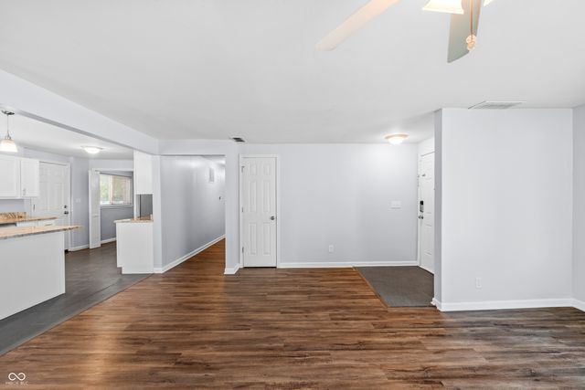 8751 Lafayette Road, Indianapolis, IN 46278