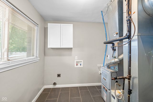 8751 Lafayette Road, Indianapolis, IN 46278