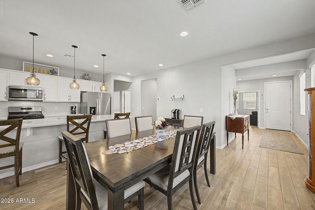 17331 W WANDERING CREEK Road, Goodyear, AZ 85338