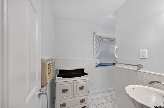 145 Rowland Place, Tyler, TX 75701