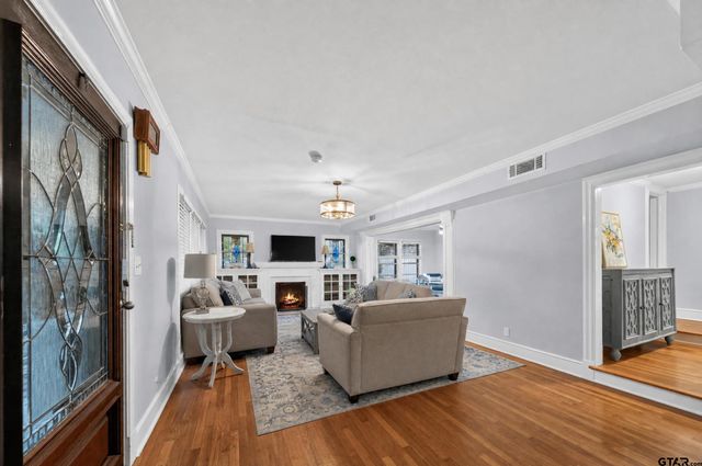 145 Rowland Place, Tyler, TX 75701