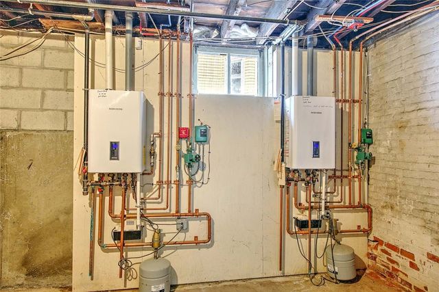 44 Wood Street, Providence, RI 02909