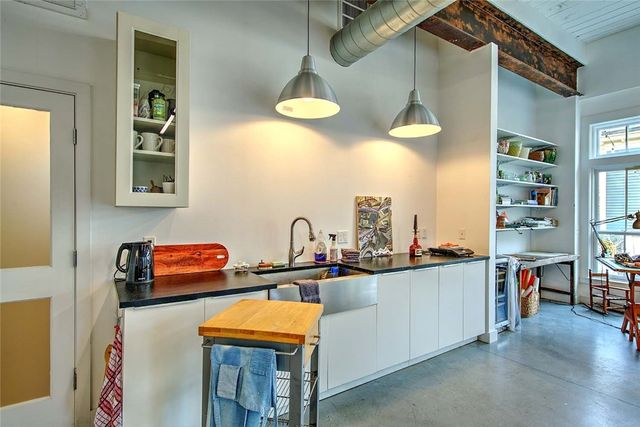 44 Wood Street, Providence, RI 02909