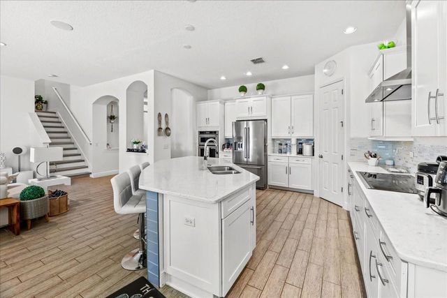 8746 CRESCENDO AVENUE, Windermere, FL 34786