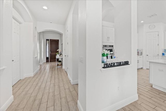 8746 CRESCENDO AVENUE, Windermere, FL 34786