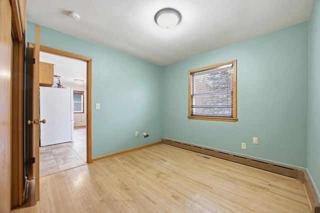 1813 13th Street S, Moorhead, MN 56560