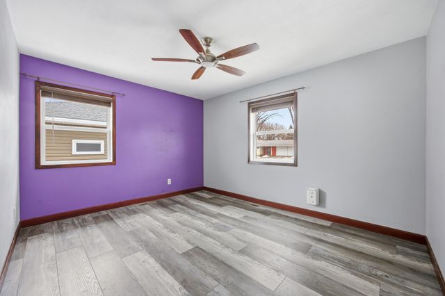 1813 13th Street S, Moorhead, MN 56560