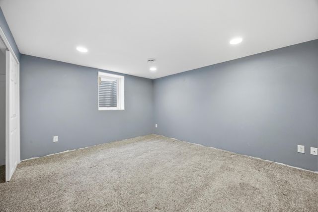 1813 13th Street S, Moorhead, MN 56560