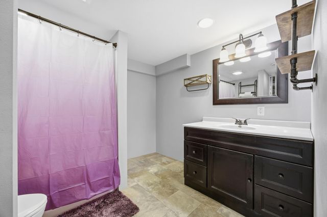 1813 13th Street S, Moorhead, MN 56560