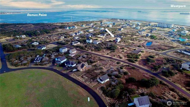 1375 Sand Pebble Avenue SW, Ocean Shores, WA 98569