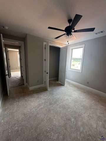 220 Farmland Circle, Perry, GA 31069