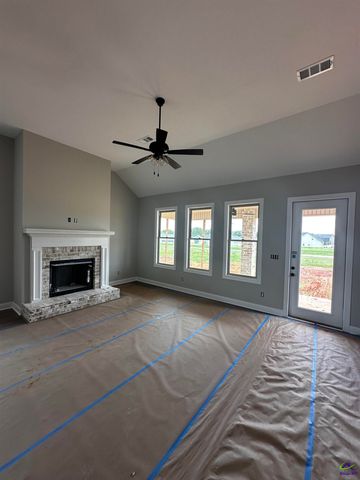 220 Farmland Circle, Perry, GA 31069