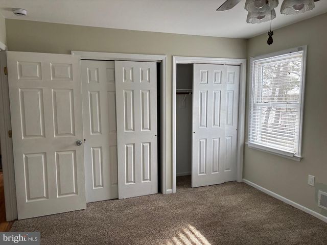 148-B BAY SHORE DR, Barnegat, NJ 08005
