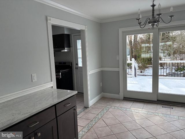 148-B BAY SHORE DR, Barnegat, NJ 08005