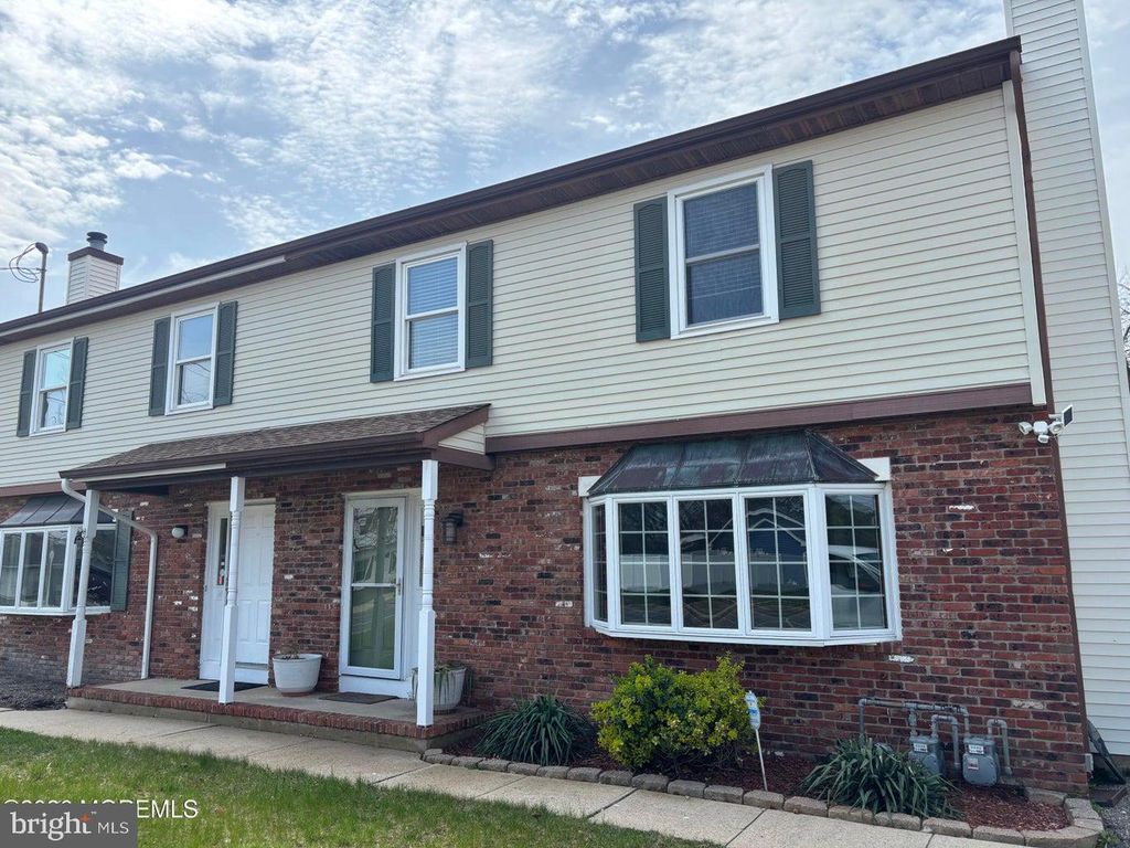 148-B BAY SHORE DR, Barnegat, NJ 08005