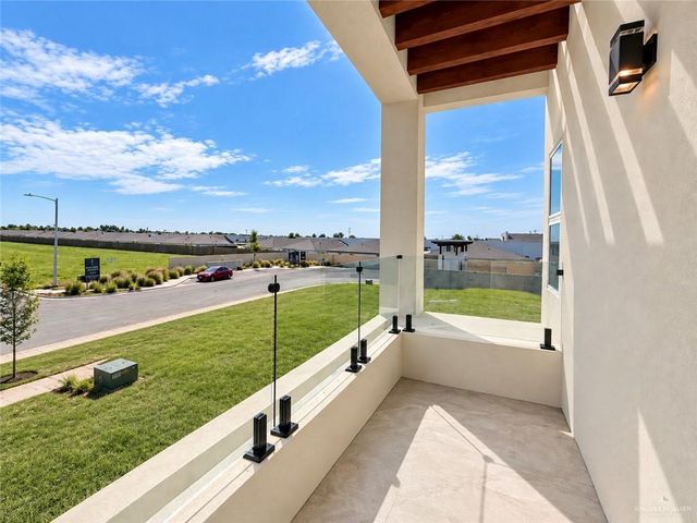 9407 Providence Avenue F, Mcallen, TX 78504