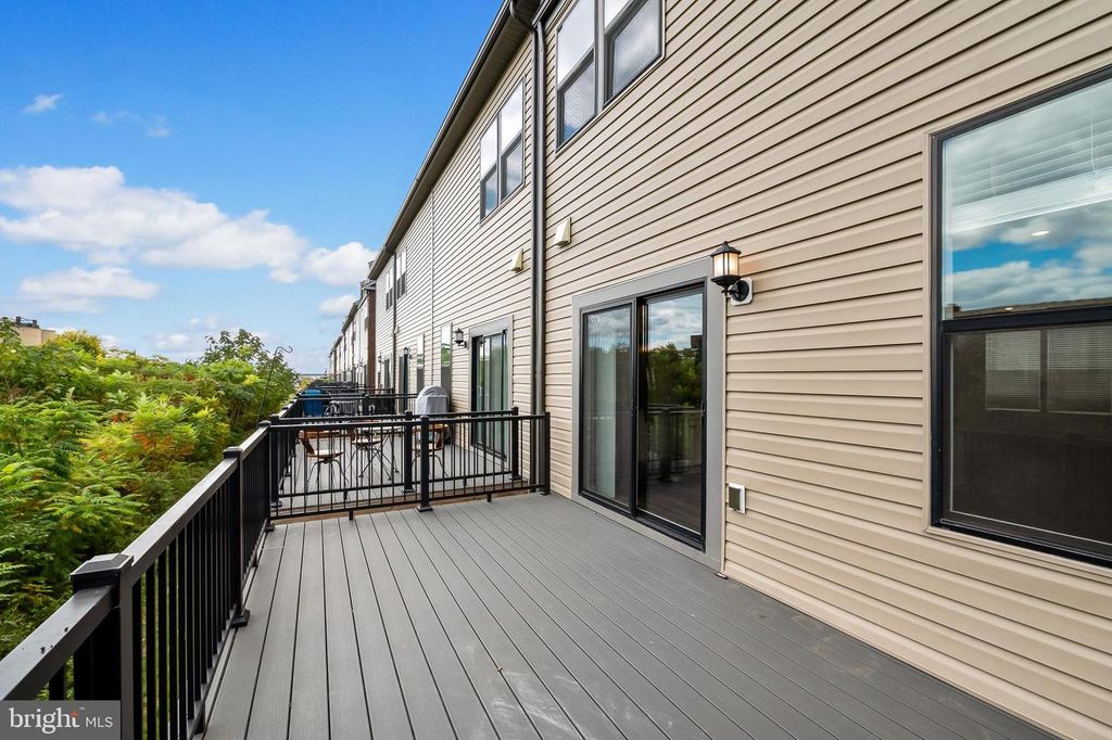 Image 16 of property listing at 637 MOZART WAY, Baltimore, MD 21224