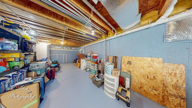 496 Oakhurst Lane, Carpentersville, IL 60110