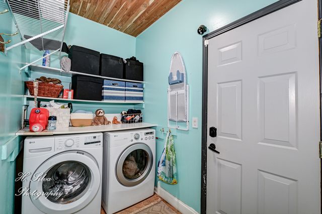 496 Oakhurst Lane, Carpentersville, IL 60110