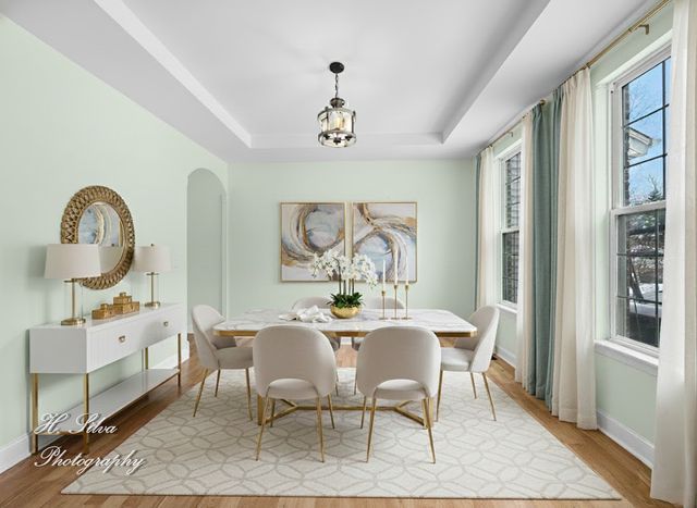 496 Oakhurst Lane, Carpentersville, IL 60110