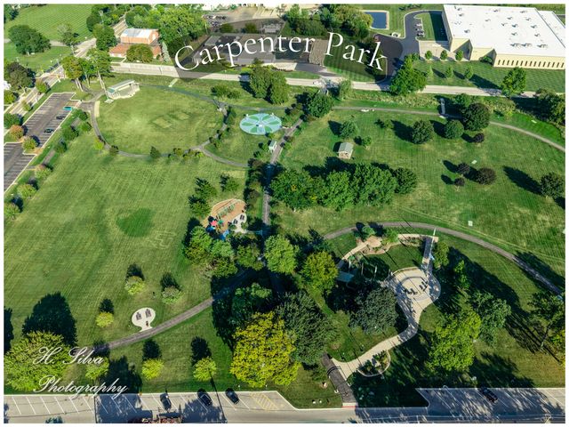 496 Oakhurst Lane, Carpentersville, IL 60110