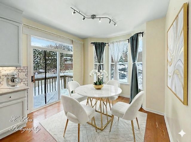 496 Oakhurst Lane, Carpentersville, IL 60110