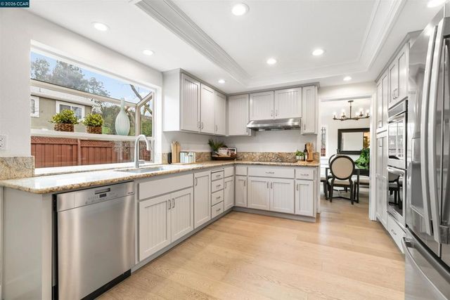 224 224 Briar Dr, Martinez, CA 94553