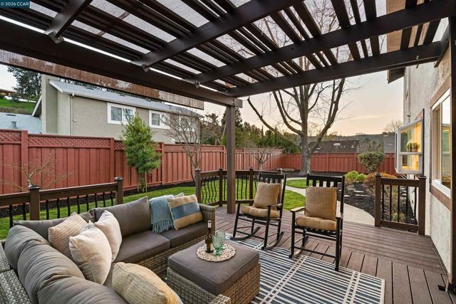 224 224 Briar Dr, Martinez, CA 94553