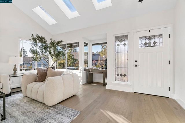 224 224 Briar Dr, Martinez, CA 94553