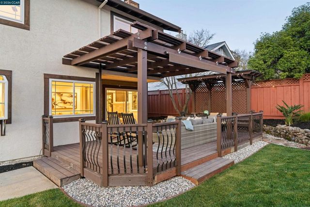 224 224 Briar Dr, Martinez, CA 94553