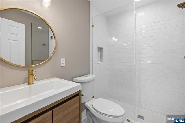 24 Mallard Court 110, Englewood, NJ 07631