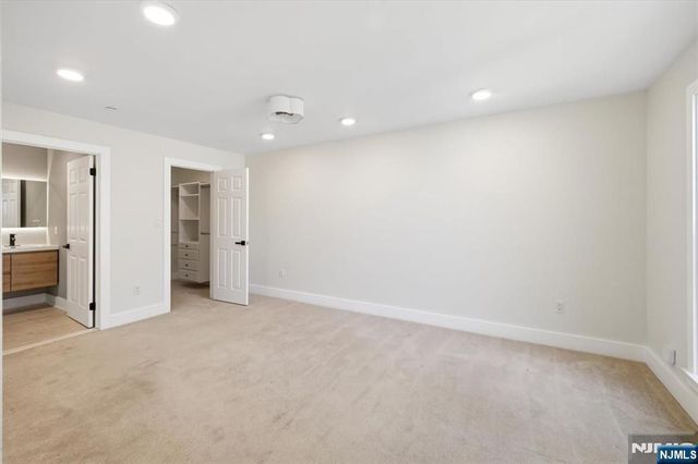 24 Mallard Court 110, Englewood, NJ 07631
