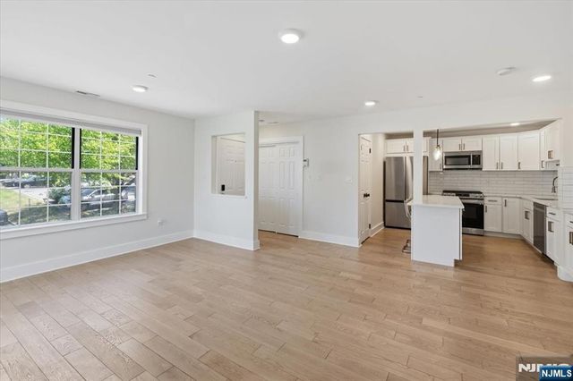 24 Mallard Court 110, Englewood, NJ 07631