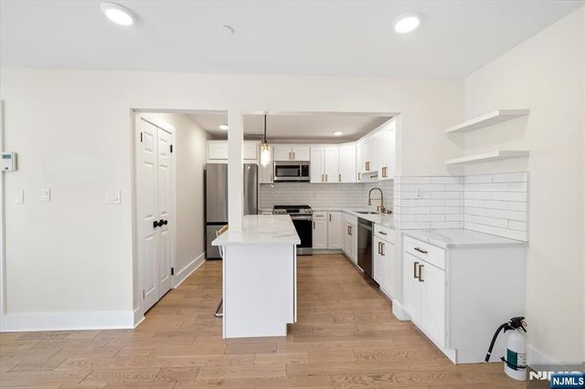 24 Mallard Court 110, Englewood, NJ 07631