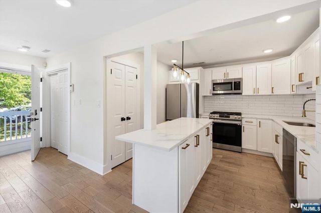 24 Mallard Court 110, Englewood, NJ 07631