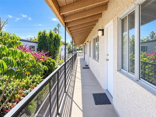 1808 10th Street E, Santa Monica, CA 90404