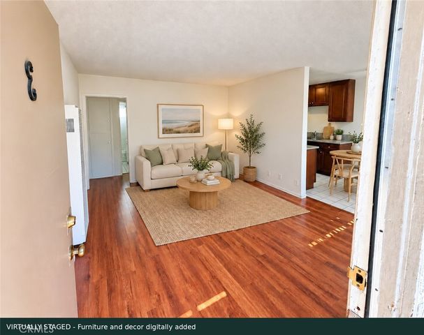 1808 10th Street E, Santa Monica, CA 90404