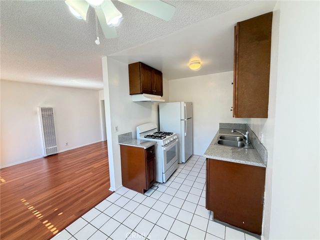 1808 10th Street E, Santa Monica, CA 90404