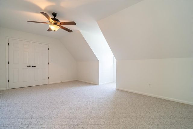 5485 Twin Oak Dr, Douglasville, GA 30135