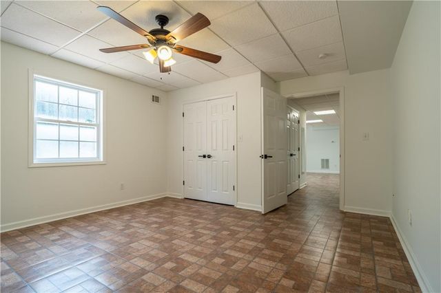 5485 Twin Oak Dr, Douglasville, GA 30135