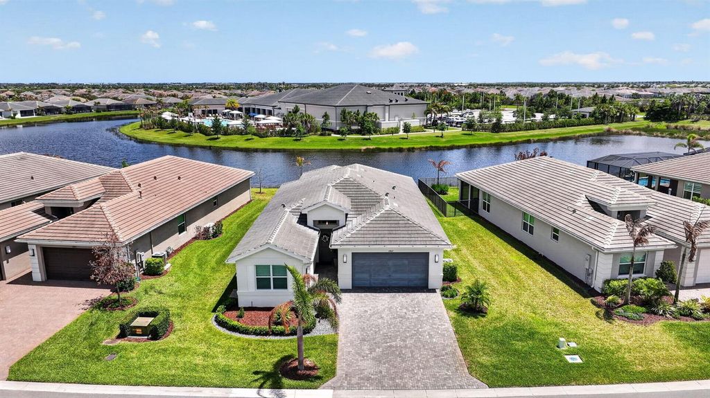 11869 SW Poseidon Way, Port St. Lucie, FL 34987