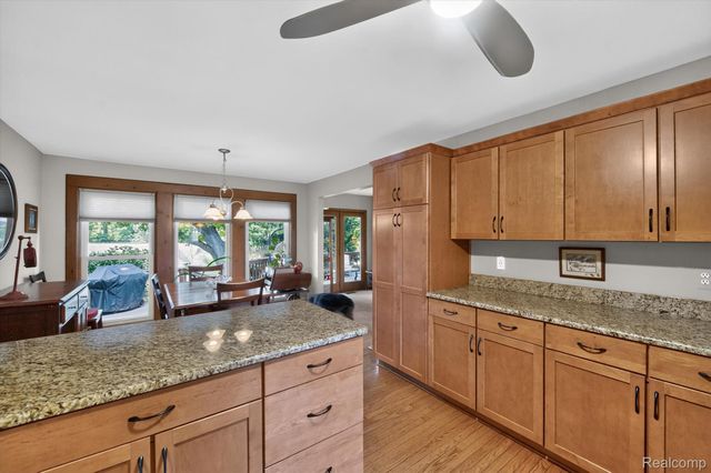 9968 Timothy Lane, Green Oak Township, MI 48178