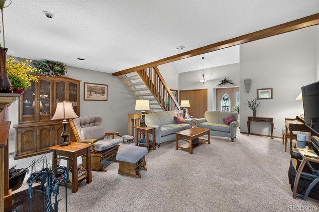 9968 Timothy Lane, Green Oak Township, MI 48178