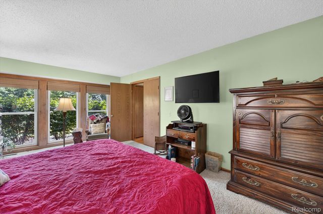 9968 Timothy Lane, Green Oak Township, MI 48178