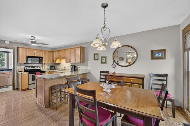 9968 Timothy Lane, Green Oak Township, MI 48178