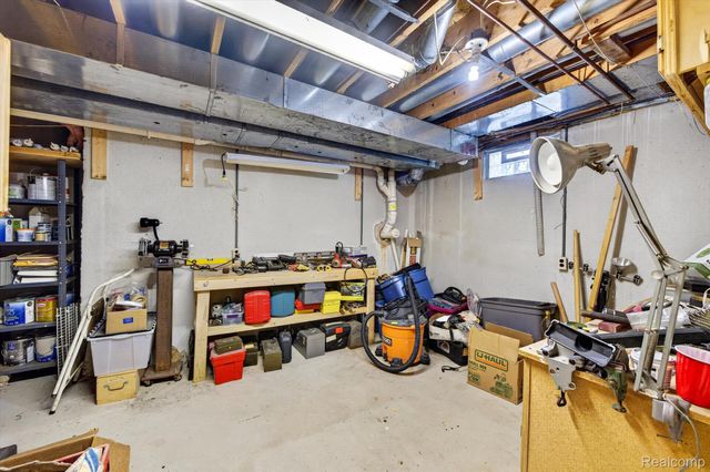 9968 Timothy Lane, Green Oak Township, MI 48178